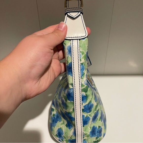 Dooney bag EUC unique pattern - Picture 10 of 13